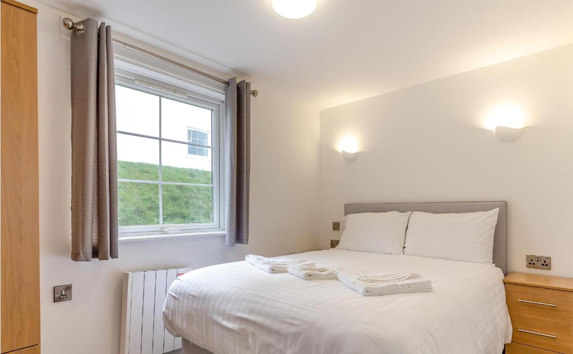 Lovely Ilfracombe Apartment 2 Bedrooms Num 3 Ngoại thất bức ảnh